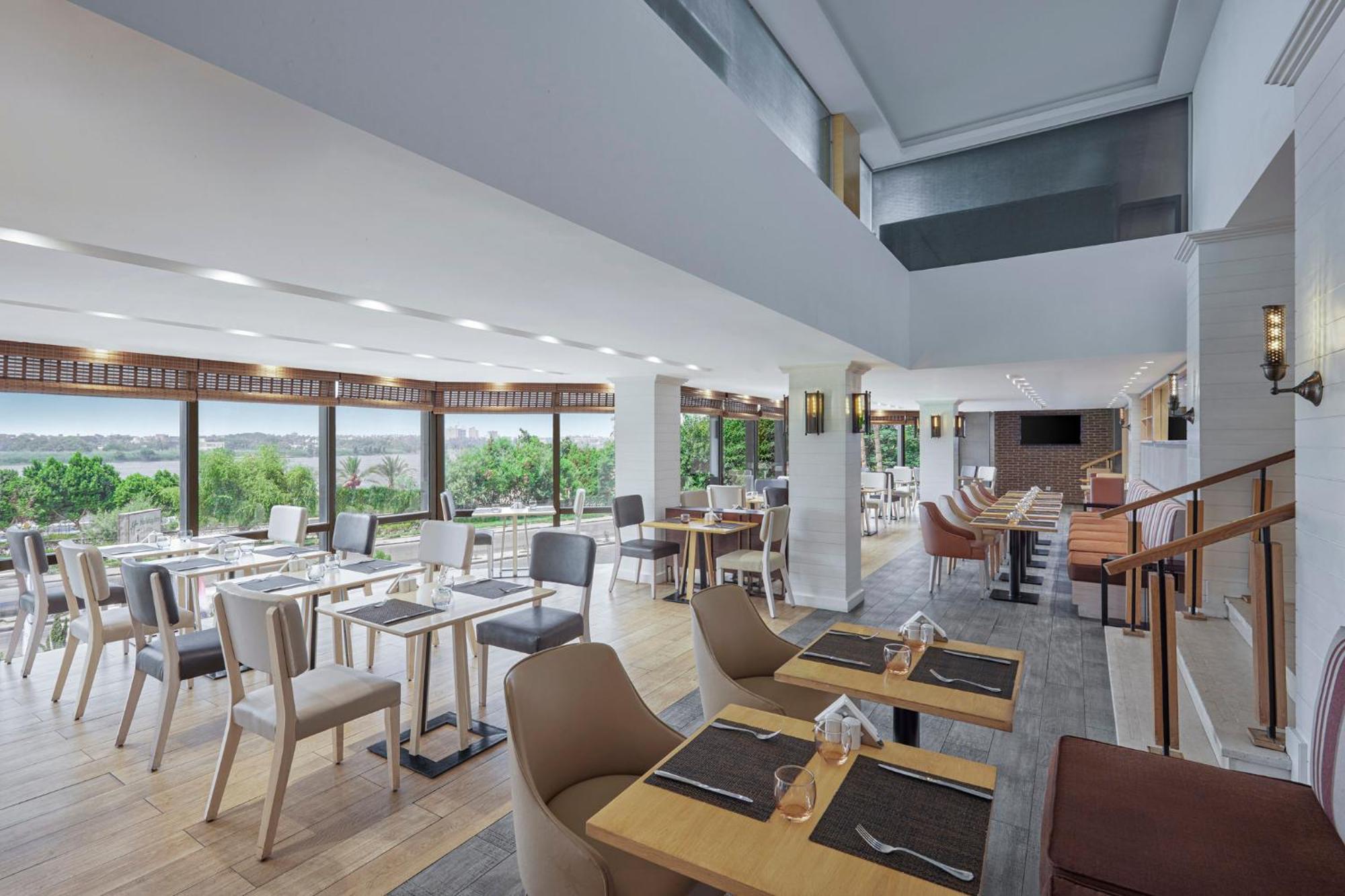 Holiday Inn Cairo Maadi By Ihg Extérieur photo