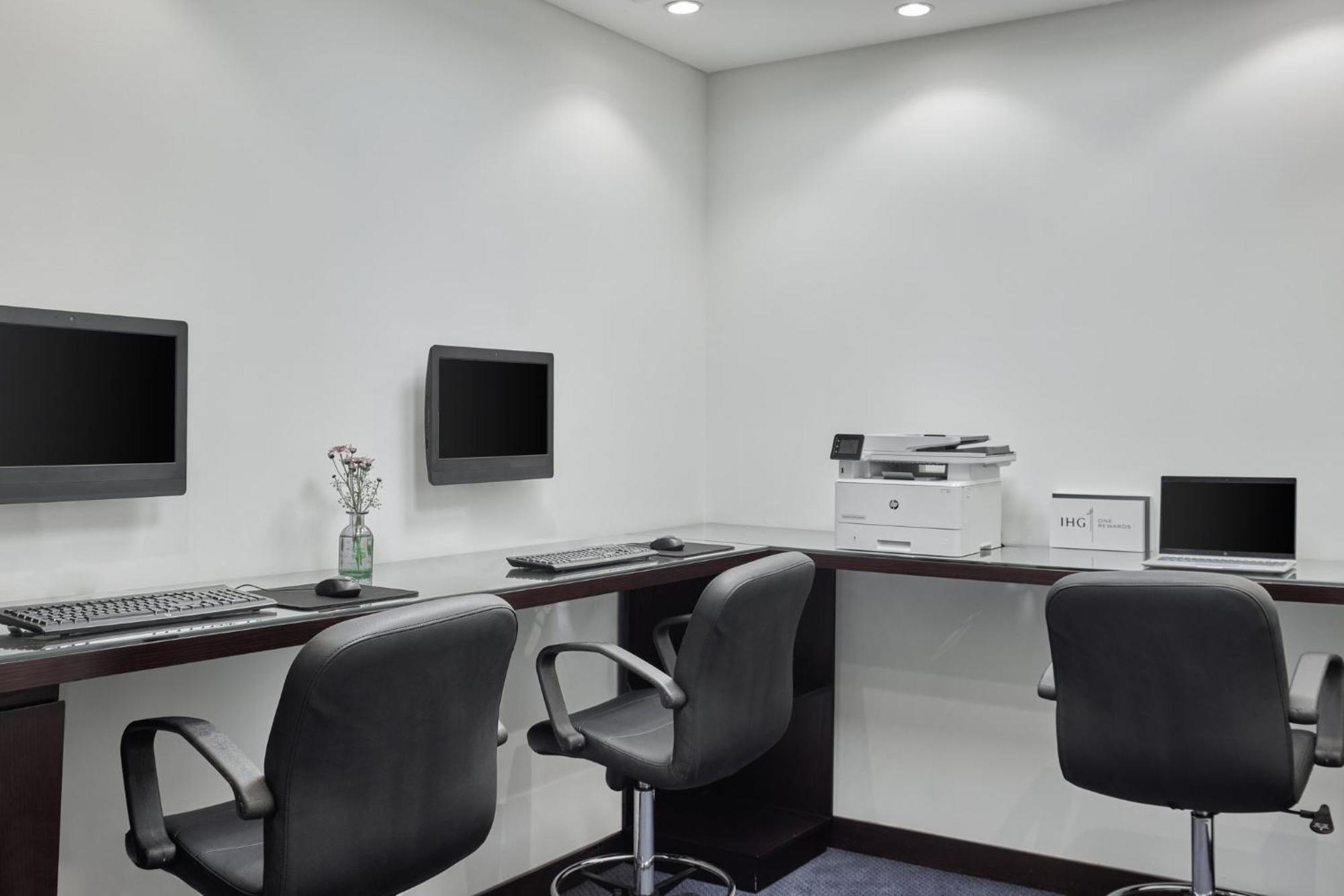 Holiday Inn Cairo Maadi By Ihg Extérieur photo